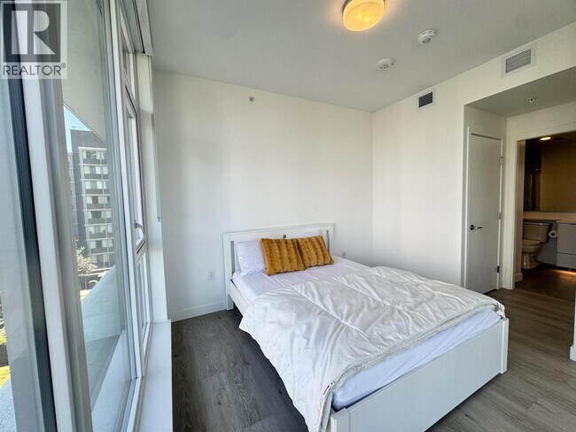 Photo du bâtiment - 555 Sydney Ave.