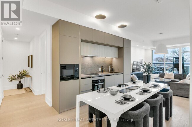 Building Photo - 800 Broadview Ave