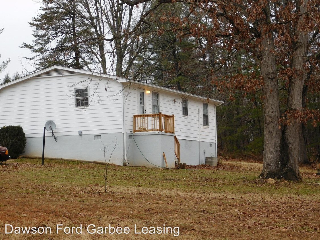 Building Photo - 11 Nest Ln