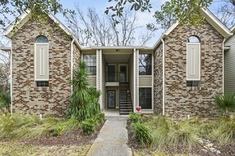 Building Photo - 1878 Montclair Dr