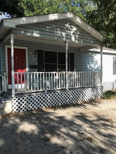 Primary Photo - 910 W 23rd St