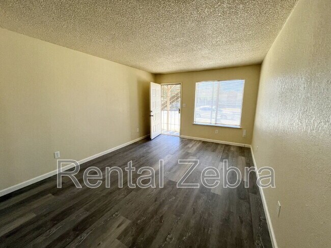 Photo - 1183 Kelso St Apartment