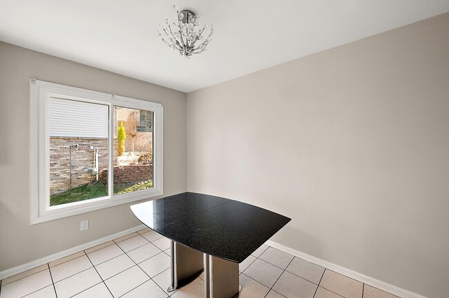 Building Photo - 28849 Hearthstone Dr