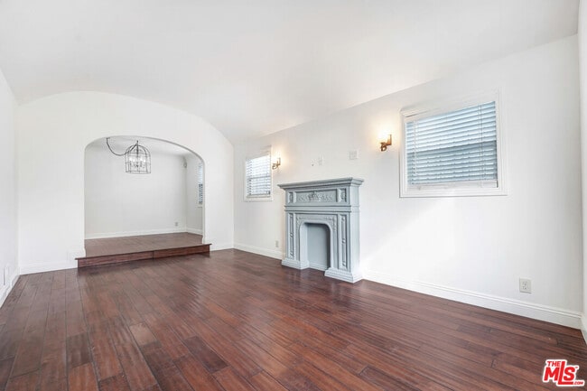 Foto del edificio - 2315 Cochran Ave