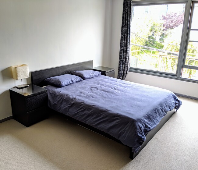1 Bedroom - 4479 17th St