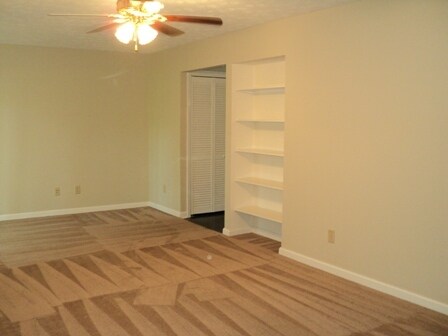Building Photo - 1092 Chinook St