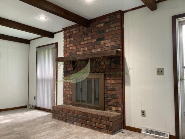Foto del edificio - 920 SW 15th St