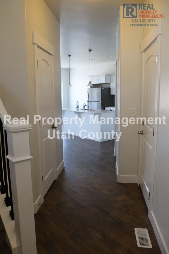 Foto del edificio - New Lower Rent! South End of Herriman Grea...