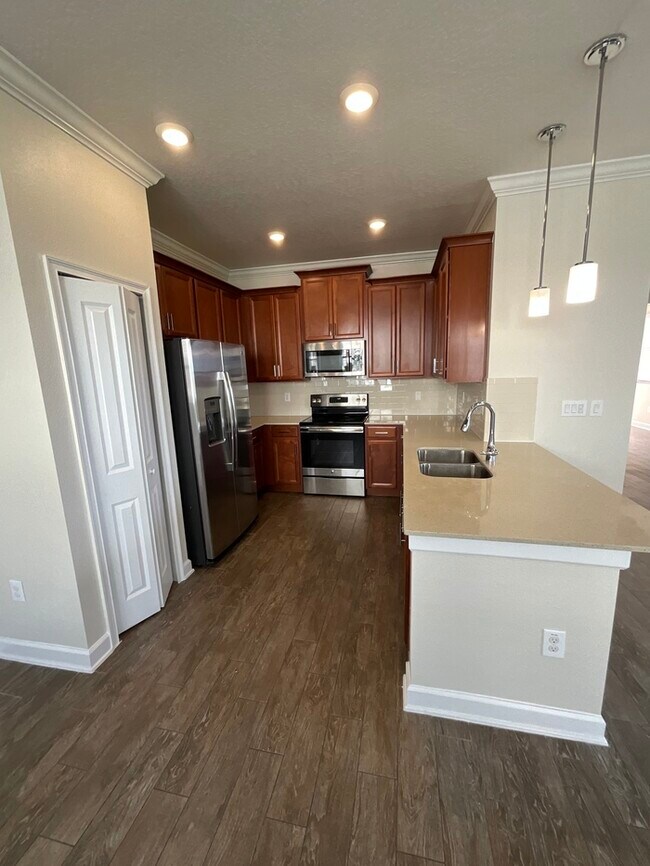 Foto del edificio - Gorgeous Townhom