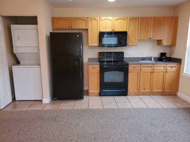 Foto del edificio - 4247 Raleigh Way