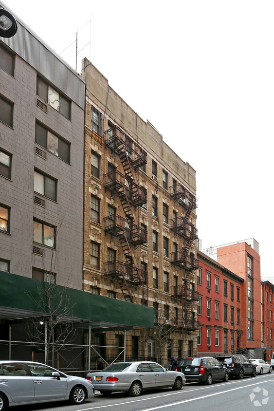 Building Photo - 312-314 W 15th St