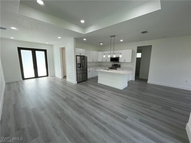 Foto del edificio - 615 Addison St E