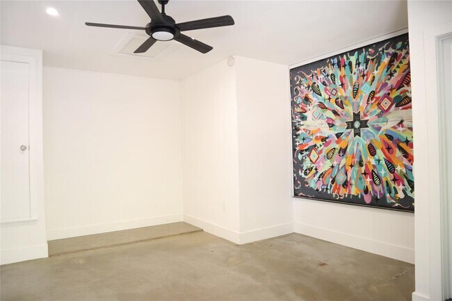 Foto del edificio - 2307 E 2nd St