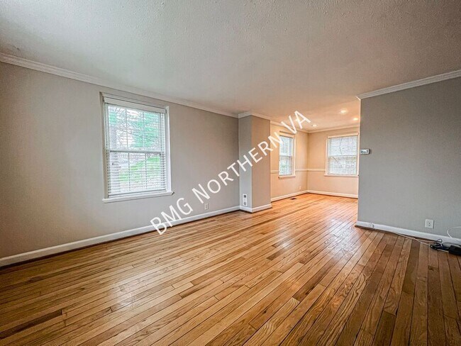 Building Photo - 4840 S 28th St