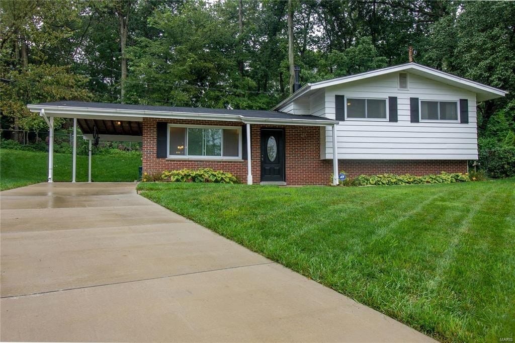 Primary Photo - Kirkwood Split Level on a Cul-de-sac! Avai...