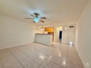 Building Photo - 467 Golden Isles Dr