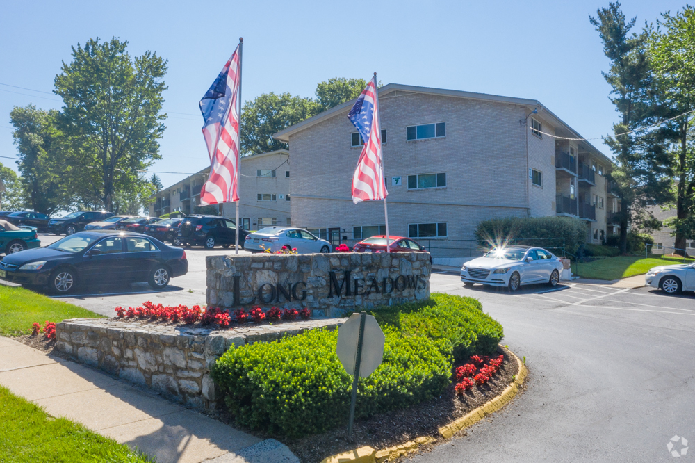 Primary Photo - Long Meadows Apartments