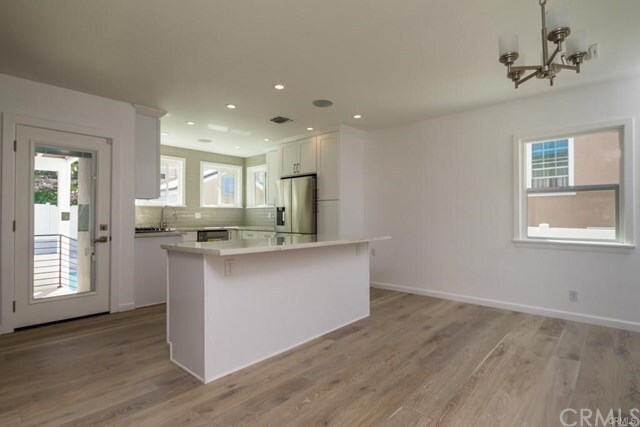 Building Photo - 5467 Bradna Dr
