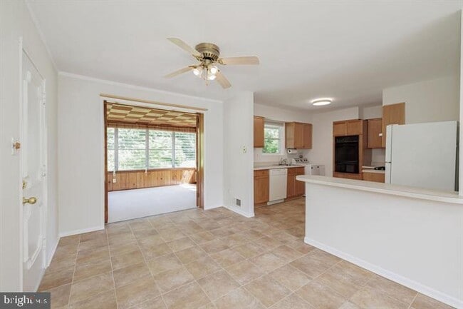 Foto del edificio - 5004 Eastchester Cir