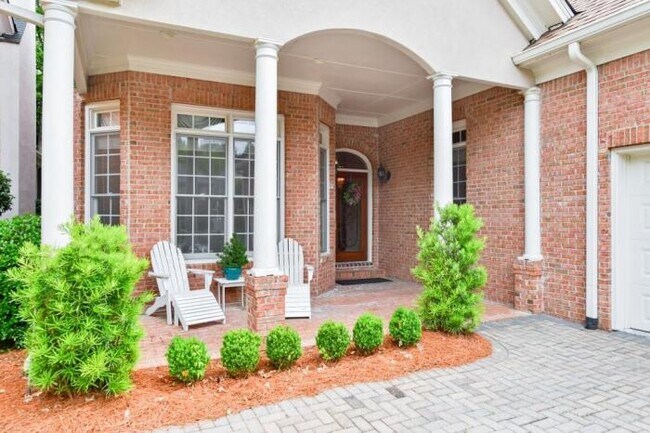 Building Photo - 5 bedroom in Brookhaven GA 30319