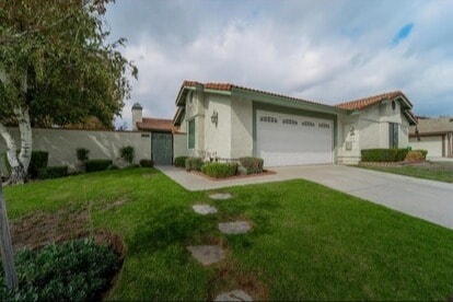 Foto del edificio - 26103 Galvez Ct