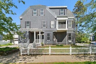 Building Photo - 179 Ocean St