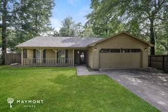 Building Photo - 14806 White Oaks Ln