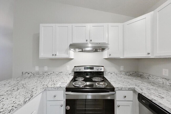 Foto del edificio - 6771 149th Lane Rd