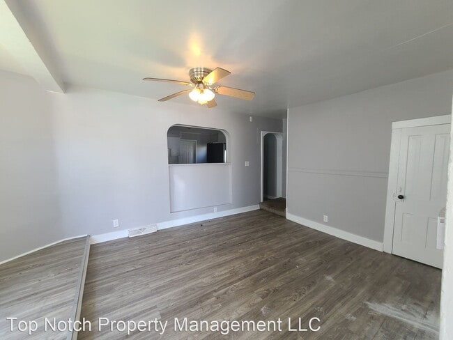 Foto del edificio - 2 br, 1 bath House - 1443 W 4th St