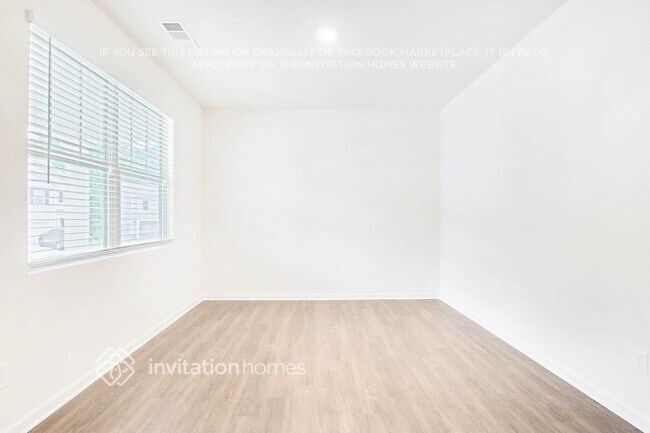 Building Photo - 919 Lilfield Ln