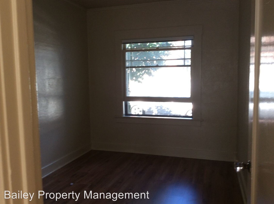 Foto del edificio - 317 Walnut Ave