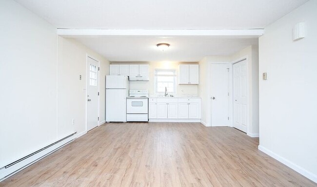Building Photo - 70-72 Sunnyslope Ave