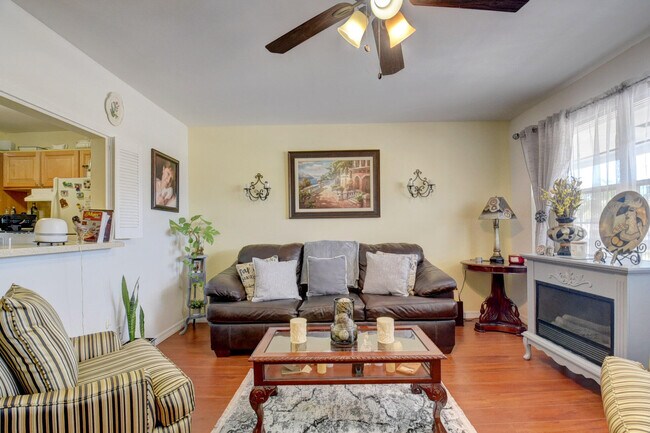 Foto del edificio - 221 Kent M