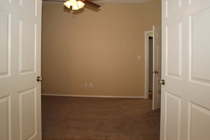 Primary Photo - 619 Manchester Dr