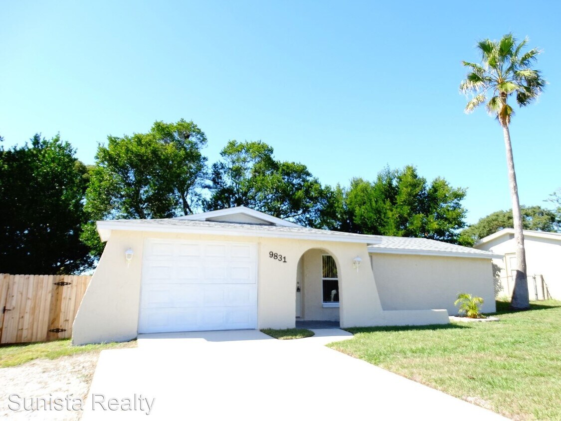 Primary Photo - 3 br, 1 bath House - 9831 Rainbow Lane