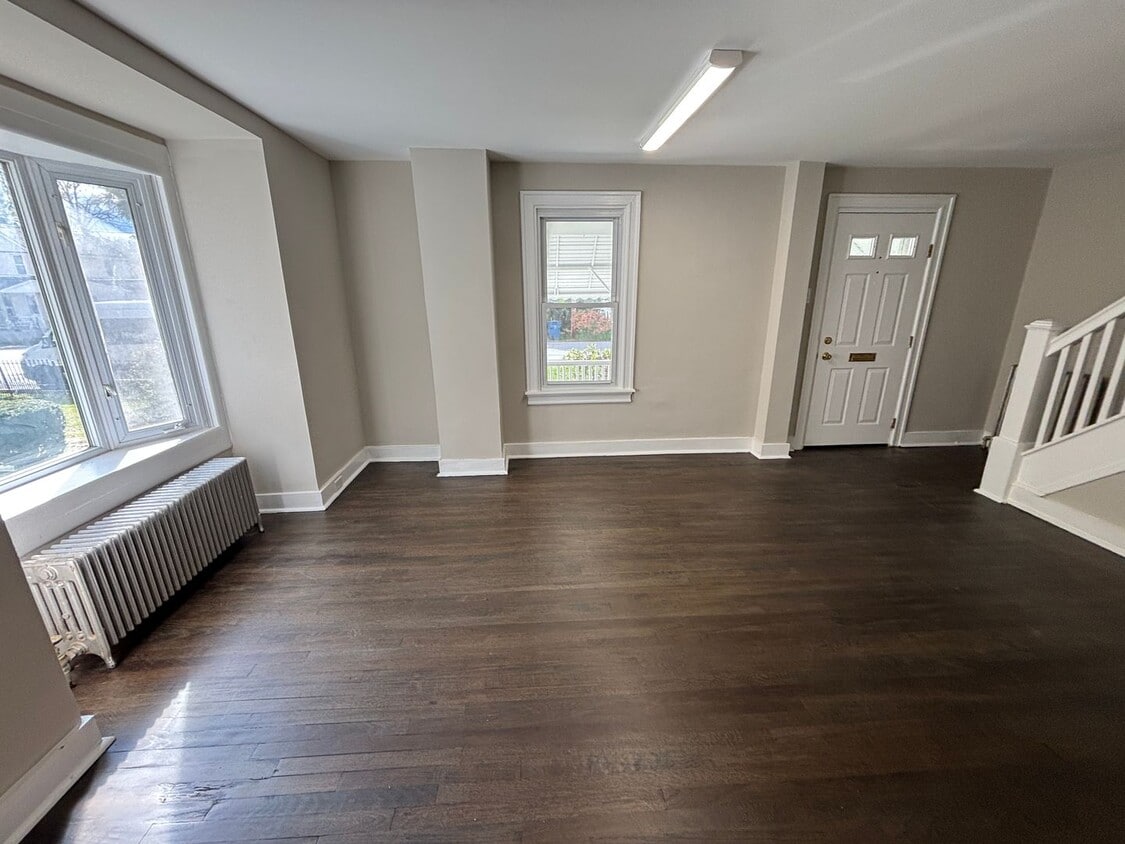 Primary Photo - Newly Renovated 3-Bedroom, 2.5-Bath Home i...