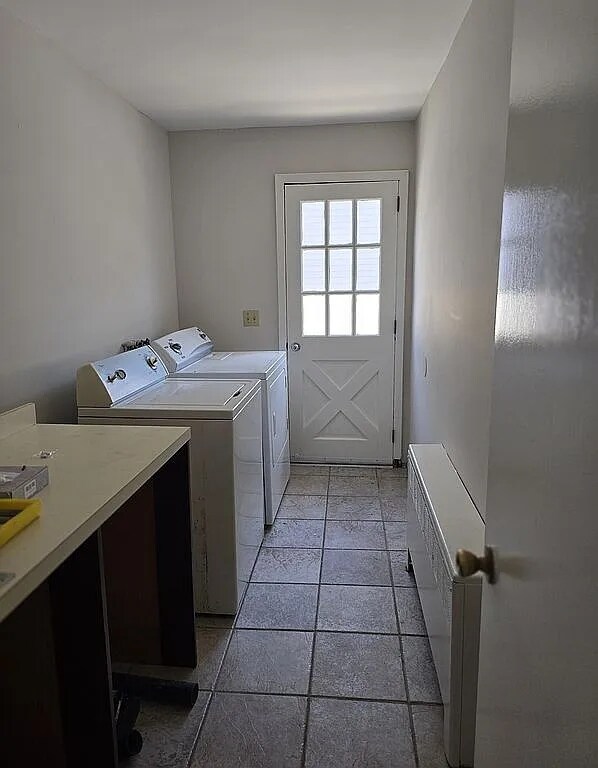 Foto del edificio - 84 Rollstone Ave