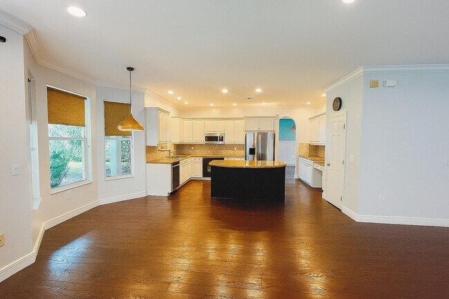 Foto del edificio - 2768 Shaughnessy Dr