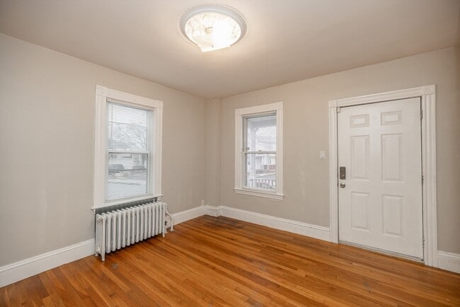 Building Photo - 73 West St