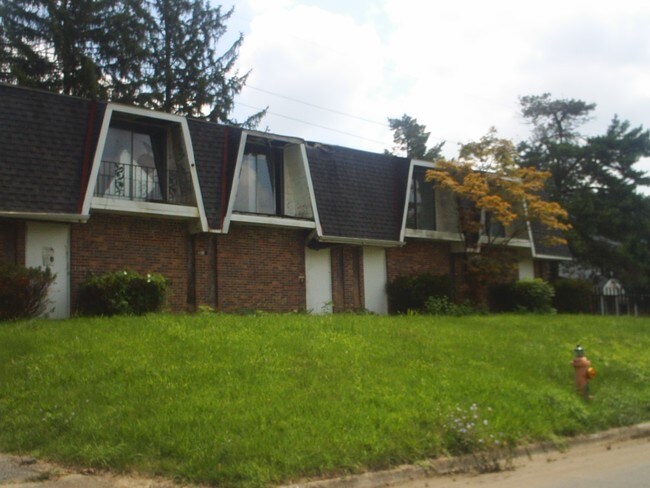 Edificio de apartamentos - 501 Barnett Rd