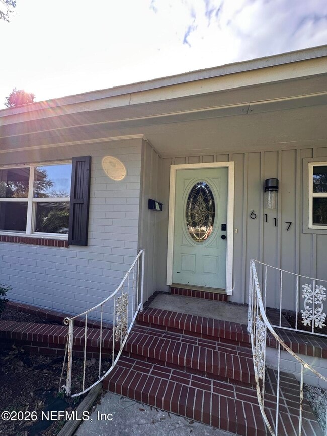 Building Photo - 6117 Clifton Ave