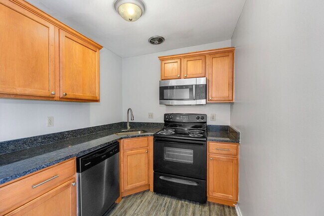 Foto del edificio - 3505 Telford St