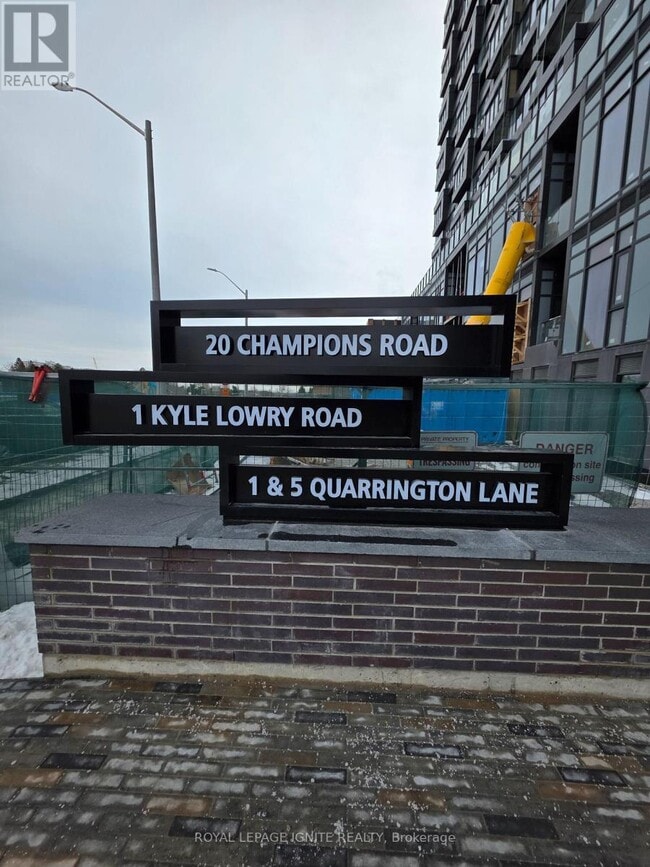 Building Photo - 5 Quarrington Ln