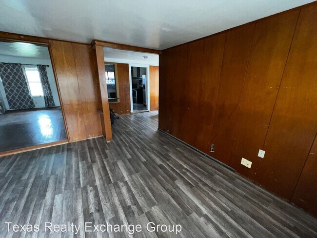 Building Photo - 2 br, 1 bath House - 4234 Brentwood Dr. Bravo