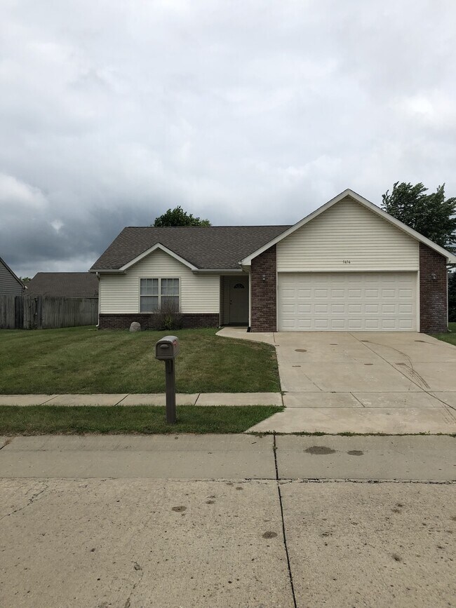 Building Photo - West Lafayette 3-Bedroom 2-Bath Home