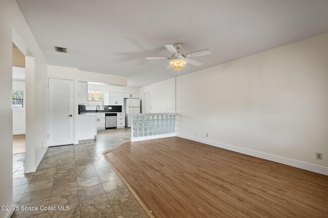 Foto del edificio - 525 Wilson Ave
