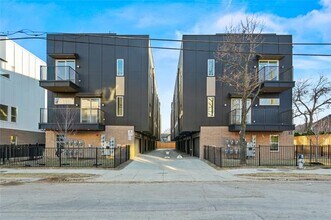 Building Photo - 2101 N Prairie Ave