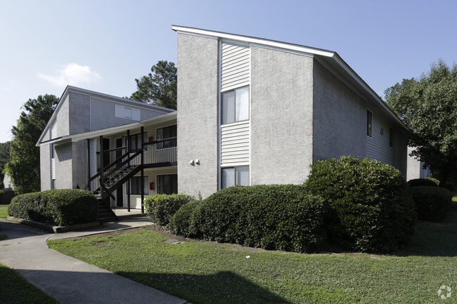 Creekside Place Apartments - Creekside Apartments
