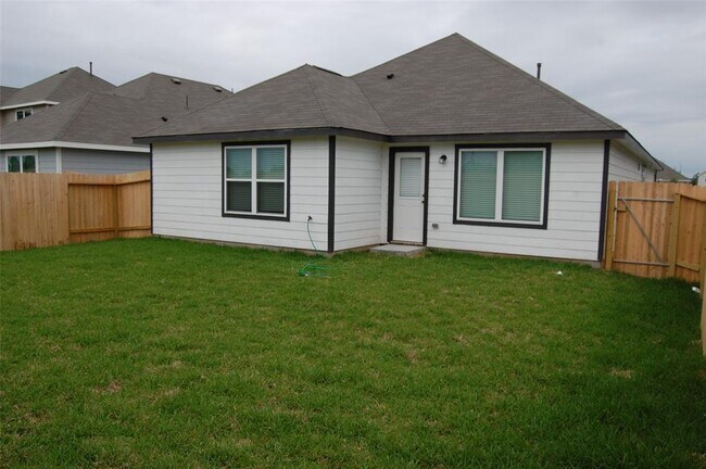 Foto del edificio - 5410 Brooklyn Rose Dr