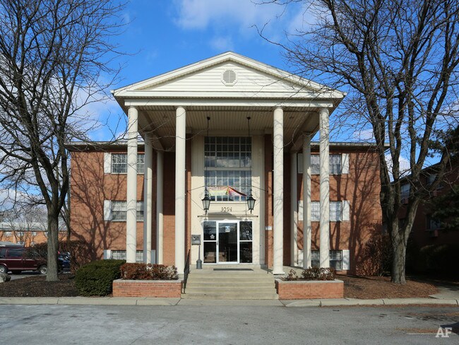 Foto del edificio - 3090 E Livingston Ave